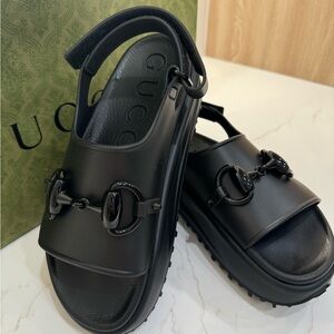 New Authentic Woman’s Gucci sandals Size 8